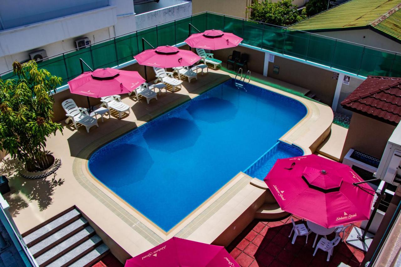 Abuharee Grand Hotel Addu City Eksteriør billede